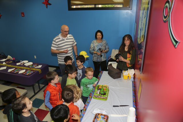 Gregory's Birthday, 11/16
(Click on the picture for the full-size version)