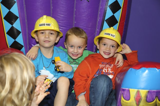 Gregory's Birthday, 11/16
(Click on the picture for the full-size version)