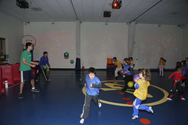 Alex's birthday
(Click on the picture for the full-size version)