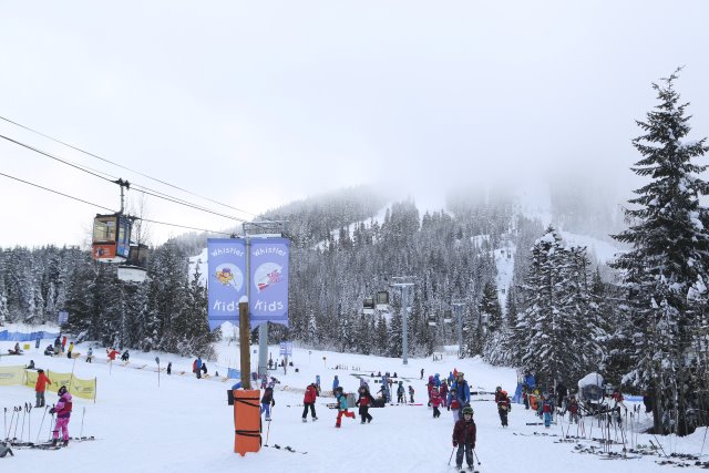 Vacation at Whistler - Kids learning area
(Click on the picture for the full-size version)