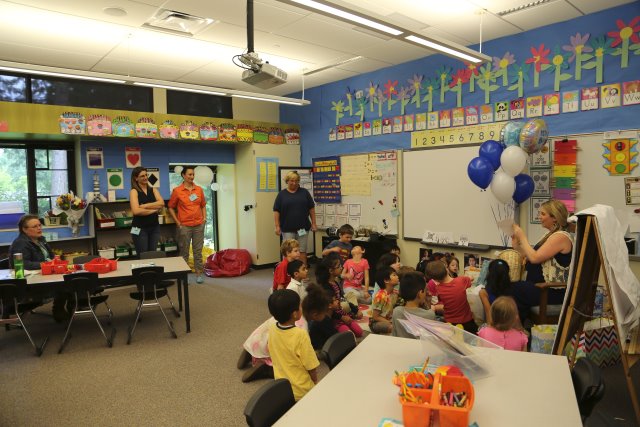 Ms Barnard baby shower 5/16
(Click on the picture for the full-size version)