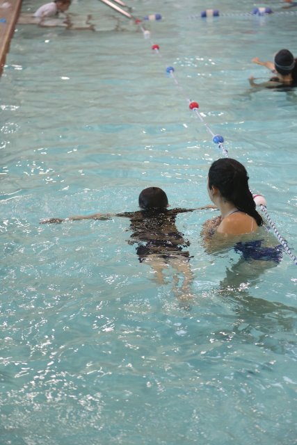 Swimming class, 10/18
(Click on the picture for the full-size version)