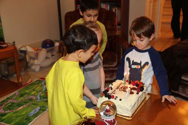 Radu's birthday
(Click on the picture for the full-size version)