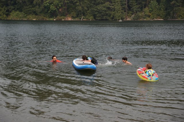 WFHS Picnic
(Click on the picture for the full-size version)