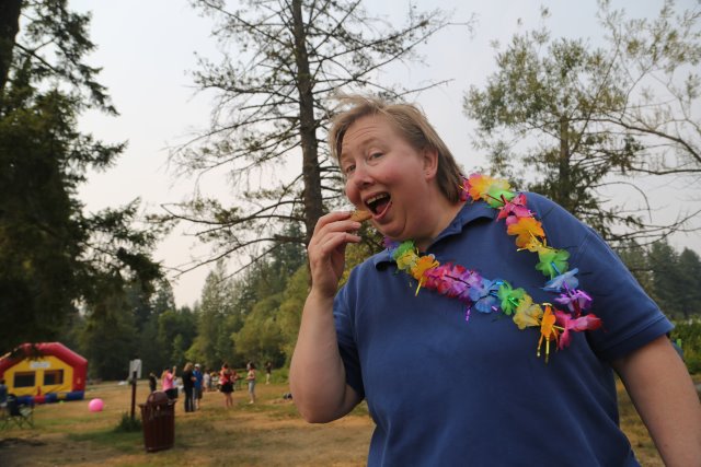 WFHS Picnic
(Click on the picture for the full-size version)