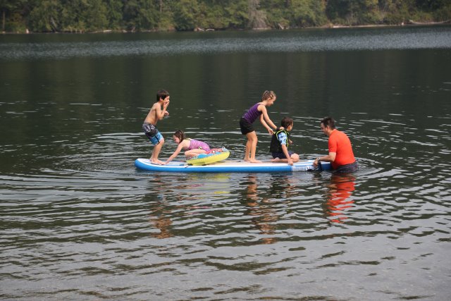 WFHS Picnic
(Click on the picture for the full-size version)