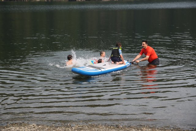 WFHS Picnic
(Click on the picture for the full-size version)