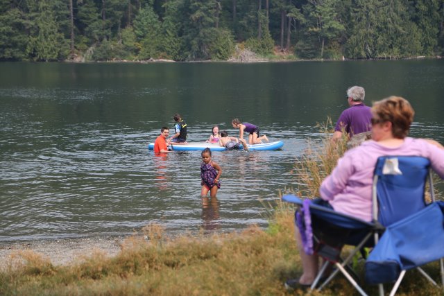 WFHS Picnic
(Click on the picture for the full-size version)