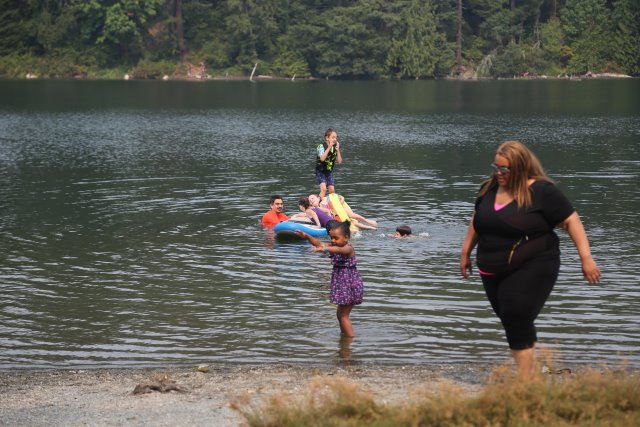 WFHS Picnic
(Click on the picture for the full-size version)