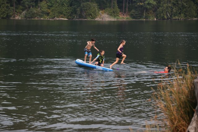 WFHS Picnic
(Click on the picture for the full-size version)