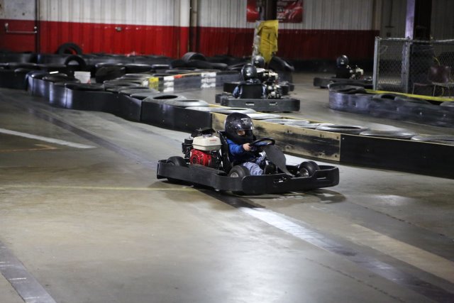 Robert's birthday 03/26
(Click on the picture for the full-size version)