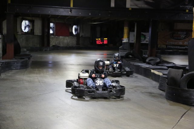 Robert's birthday 03/26
(Click on the picture for the full-size version)