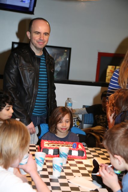 Alin Constantin's Photography - Robert's birthday 03/26
(Click on the picture for the full-size version)