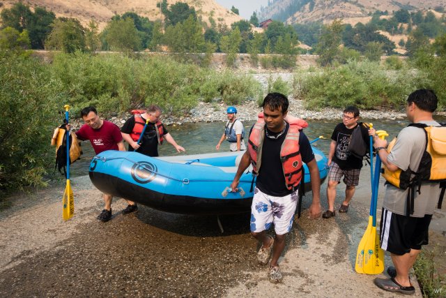 Alin Constantin's Photography - Rafting Wenatchee River
(Click on the picture for the full-size version)