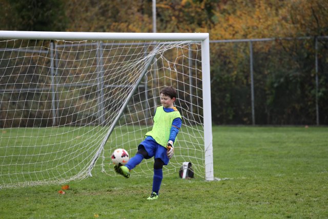 Vlad Soccer 11/04
(Click on the picture for the full-size version)