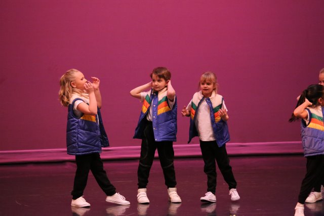 Radu @ IDT Dance Recital 1/20
(Click on the picture for the full-size version)