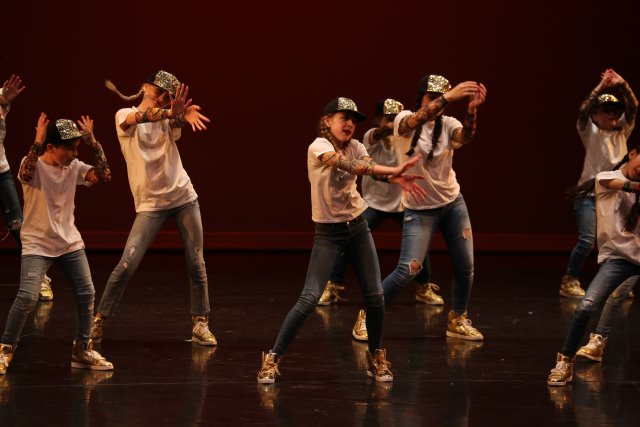 Radu @ IDT Dance Recital 1/20
(Click on the picture for the full-size version)