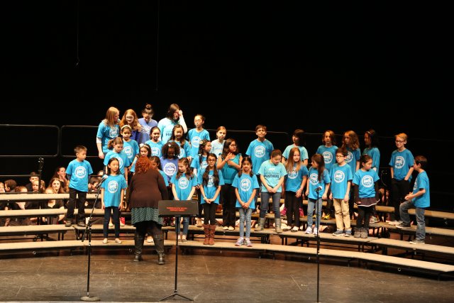 Vlad choir recital 03/20
(Click on the picture for the full-size version)