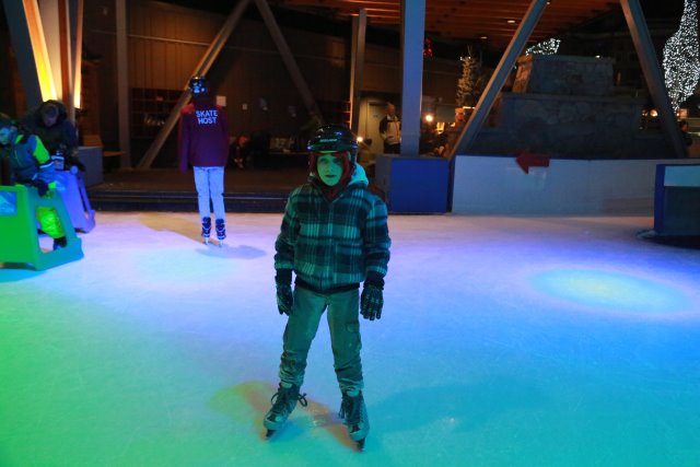 Alin Constantin's Photography - Ice Skating at Whistler, 2/21
(Click on the picture for the full-size version)